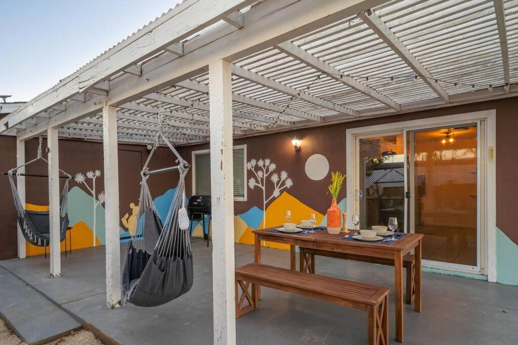 فيلا Palm Vista Retreat *Hot Tub/Cowboy Pool/Hammocks* جوشوا تري المظهر الخارجي الصورة